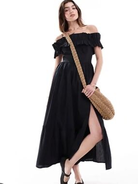 Abercrombie Off the Shoulder Ruffle Dress - M